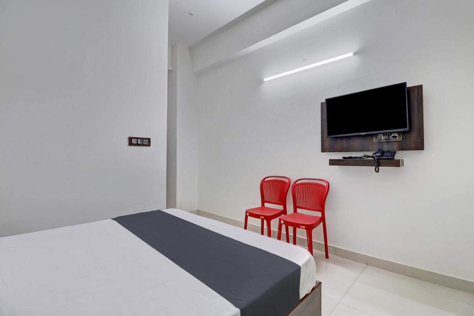 Hotel O J.K. Suites & Rooms 벵갈루루 외부 사진