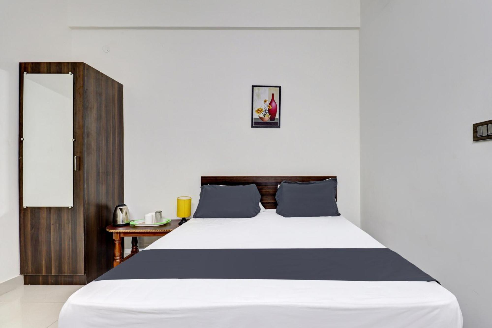 Hotel O J.K. Suites & Rooms 벵갈루루 외부 사진